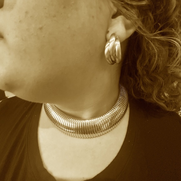 Chunky Omega Choker & Half Open Hoops Set - Picture 2 of 5